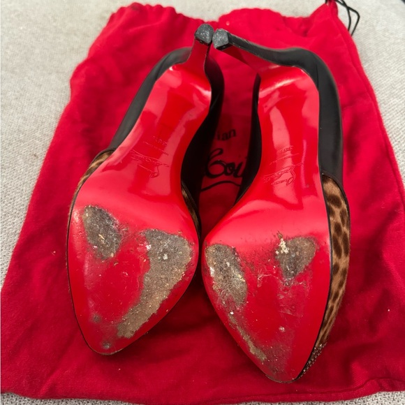 EUC pony hair / leather leopard black Louboutin heels - Picture 3 of 6